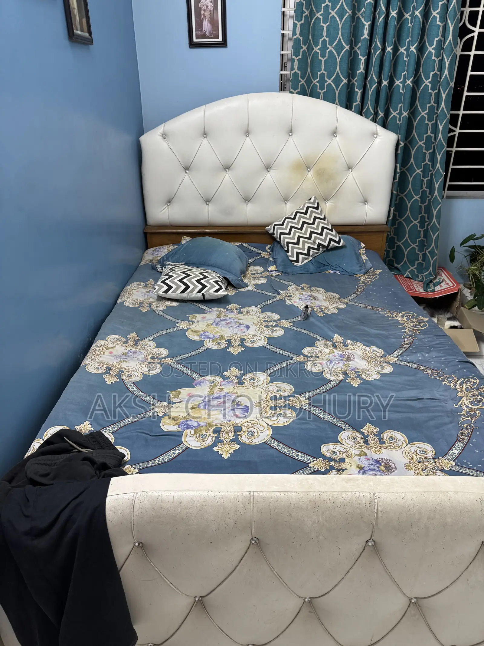 Teak Wood Bed