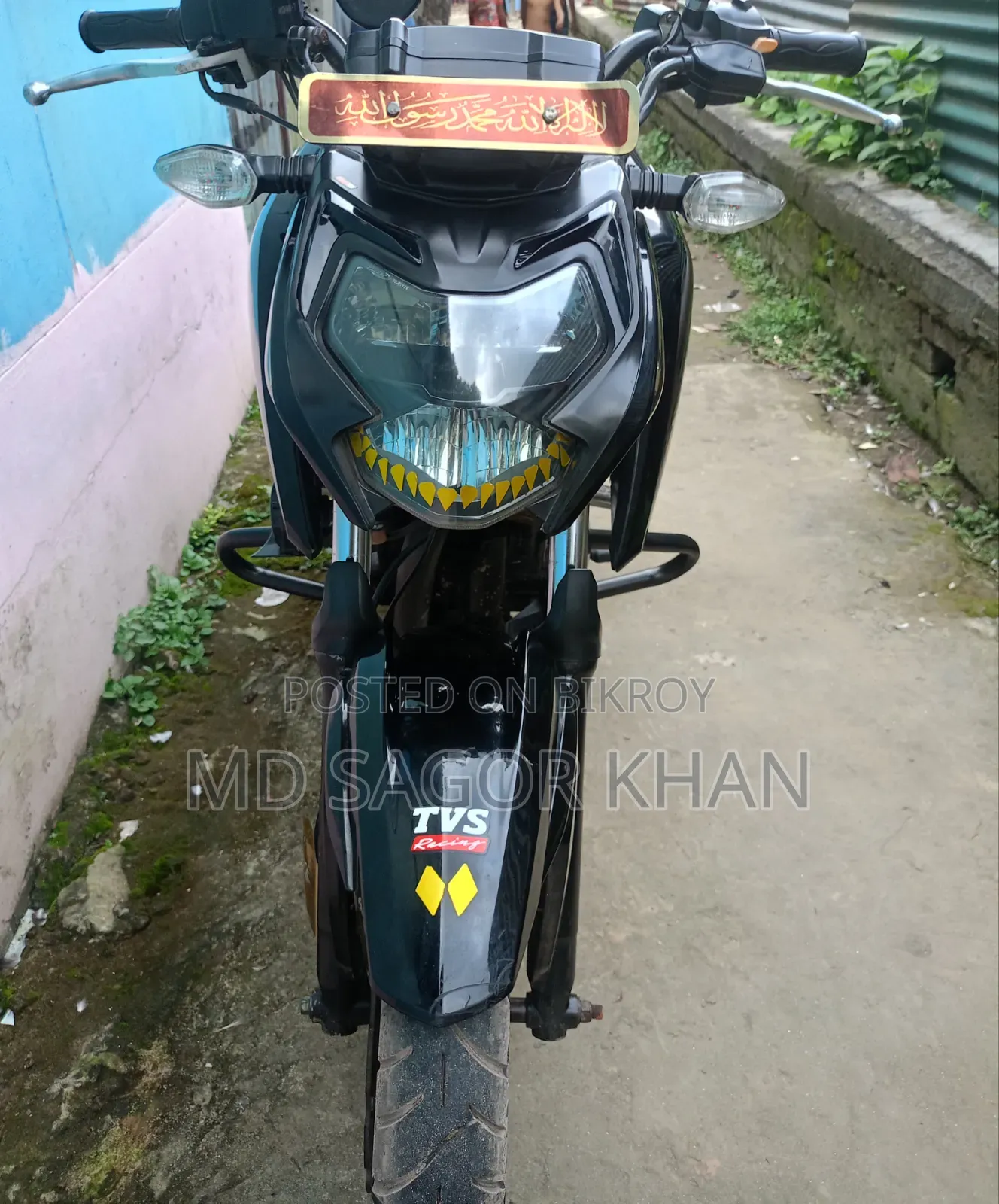 New TVS Apache RTR 160 4V 2022 Black
