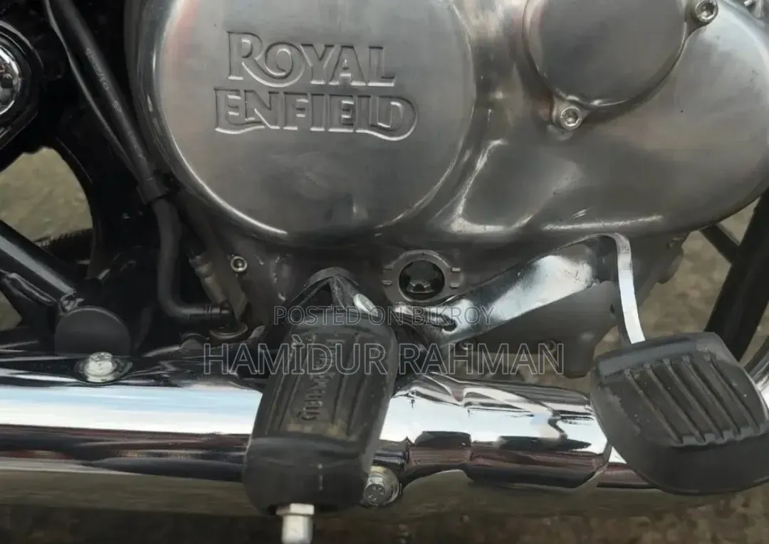 Royal Enfield Classic 350 2025 Red