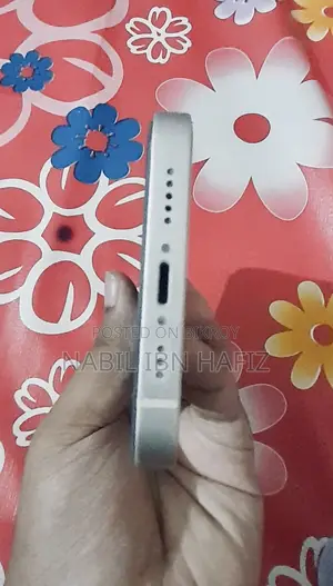 অ্যাপল আইফোন ১২ ২৫৬ জিবি হোয়াইট