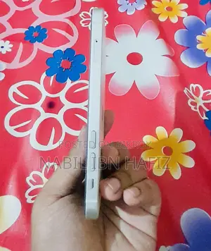অ্যাপল আইফোন ১২ ২৫৬ জিবি হোয়াইট