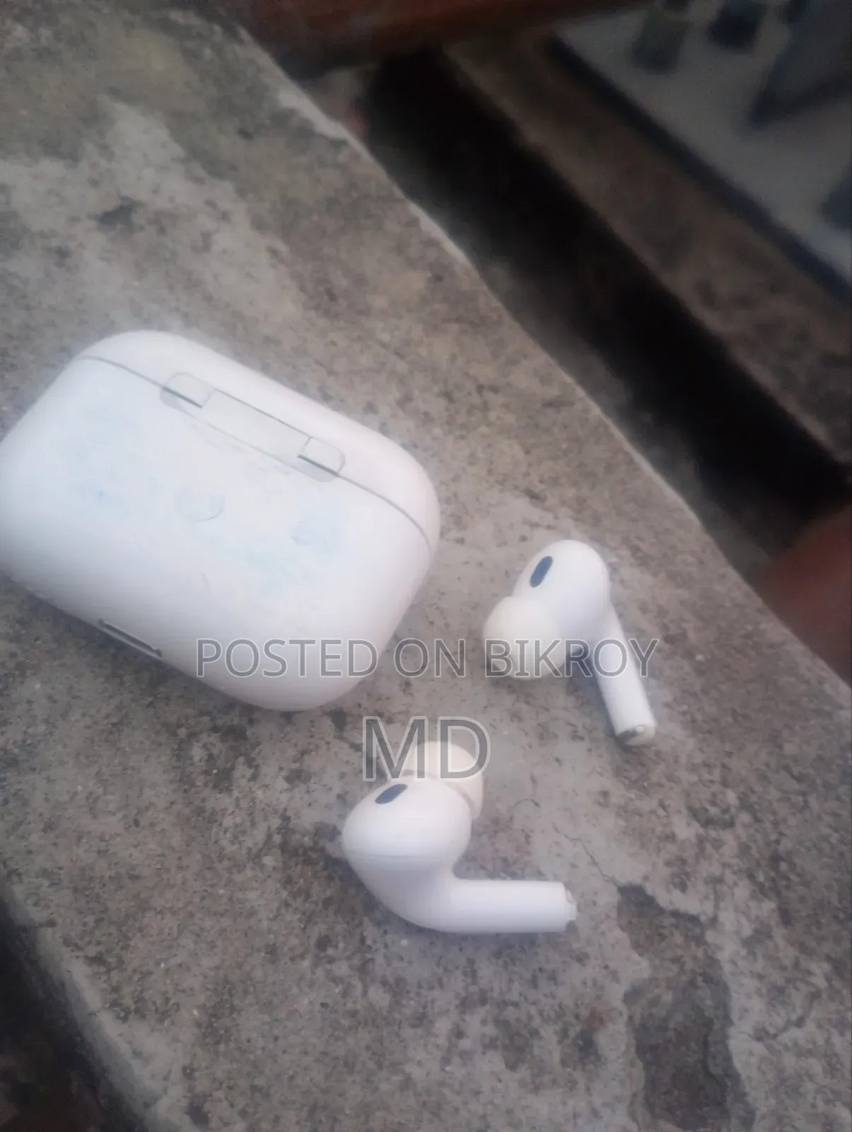 এয়ার পড প্রো বিক্রি হবে