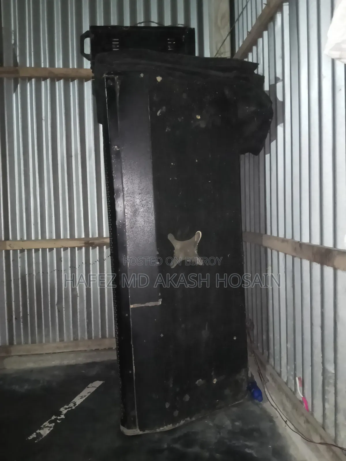 মাদ্রাসার মশক করানো ও কোরআন তেলাওয়াত বাজানোর জন্য বানানো হয়েছে