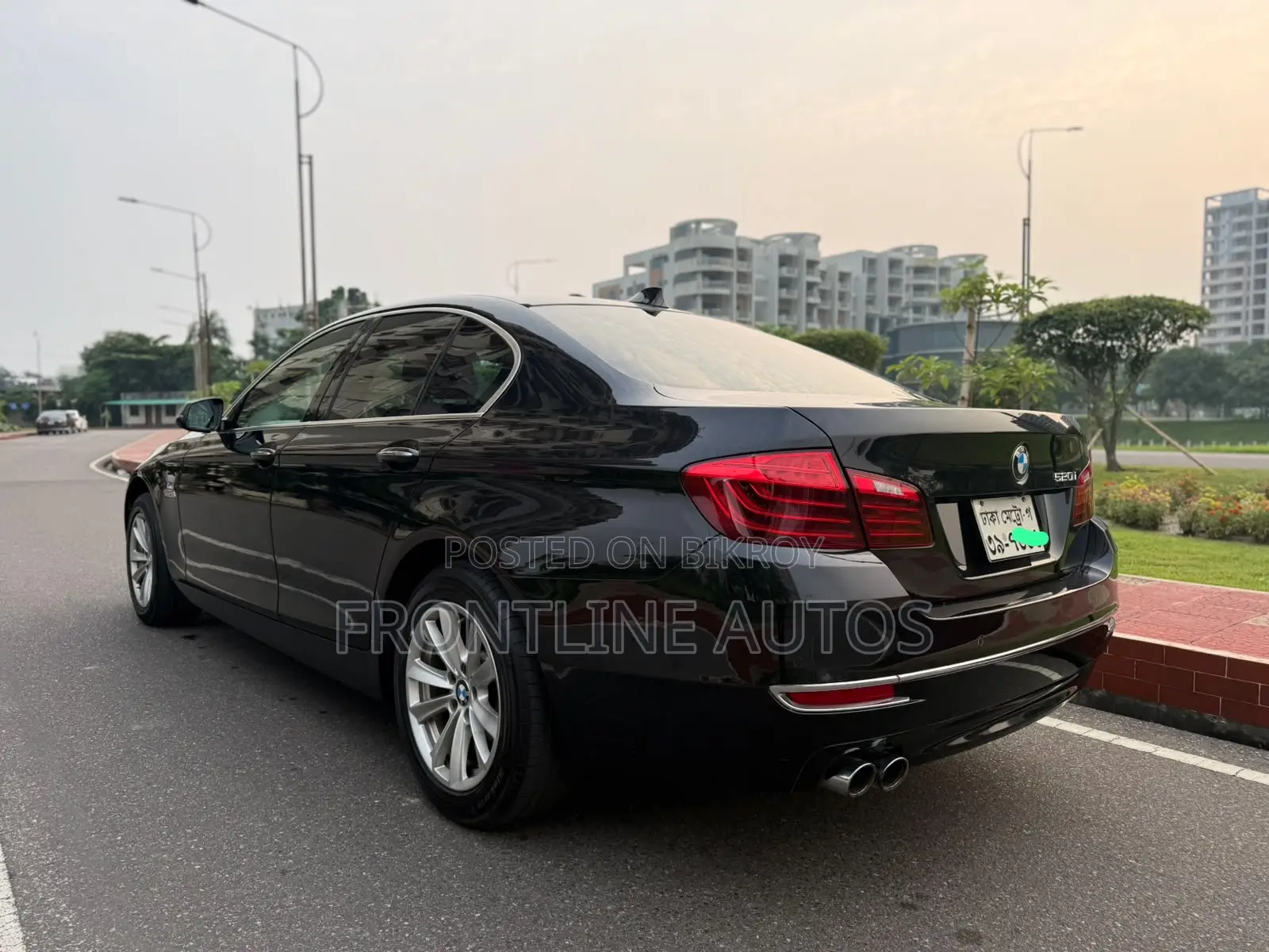 BMW 5 Series 528i 2015 Black