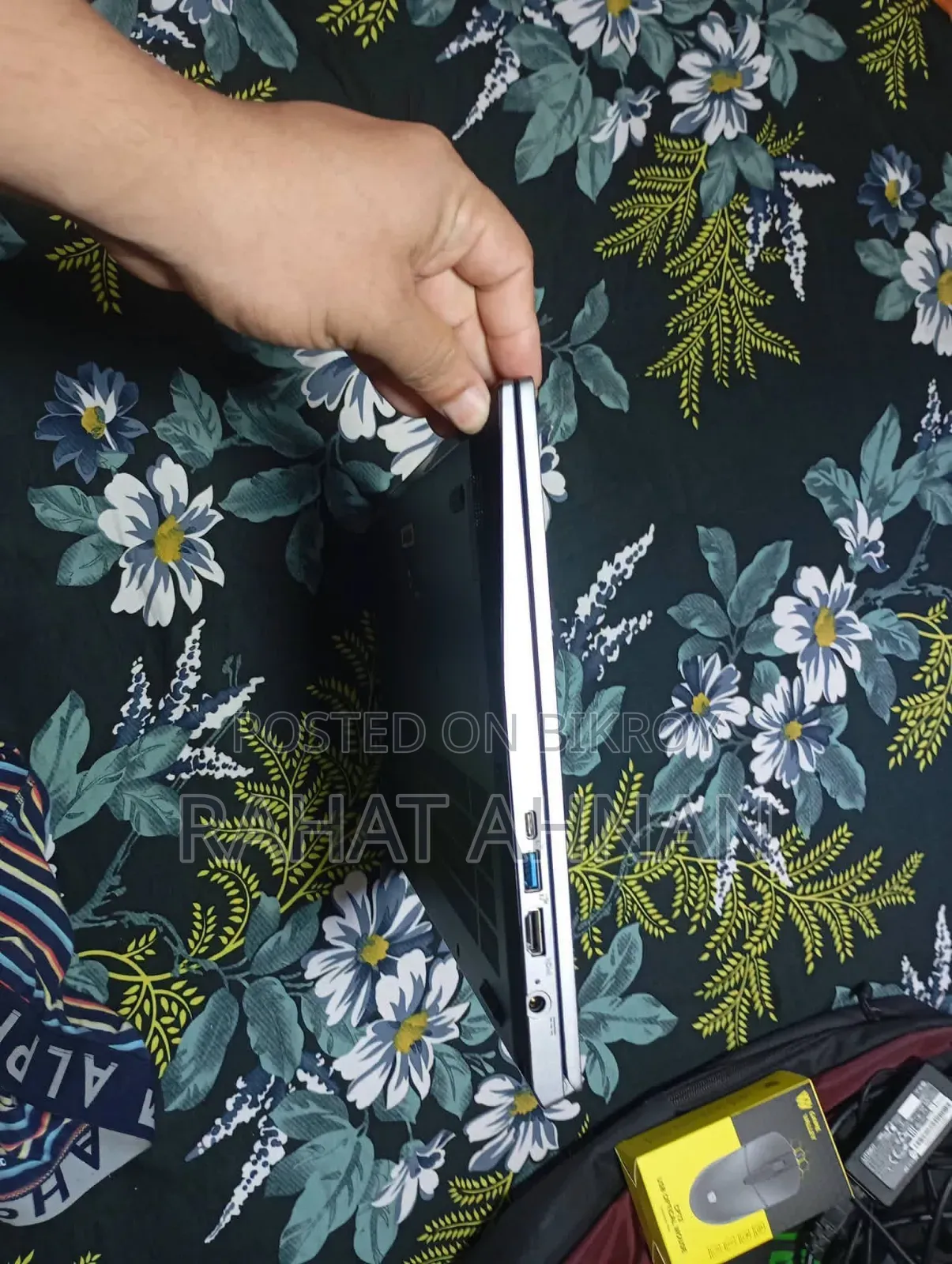 ল্যাপটপ ৮জিবি ইন্টেল কোর আই৭ এসএসডি ১২৮জিবি