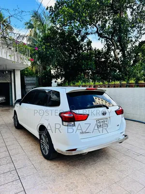 Toyota Corolla Fielder 1.5 Hybrid FWD 2017 White