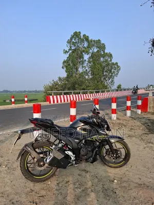 Suzuki Bike 2026 Black