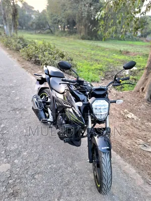 Suzuki Bike 2026 Black