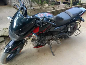 বাজাজ পালসার ১৫০ ২০২০ ব্ল্যাক