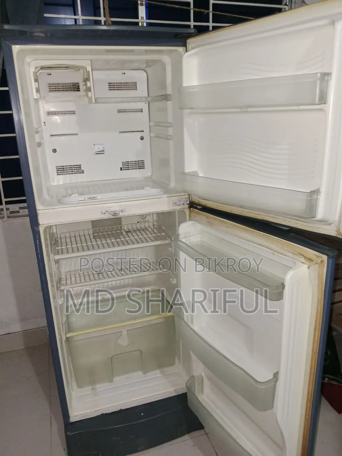 সার্প ব্রান্ডের রানিং ফ্রিজ