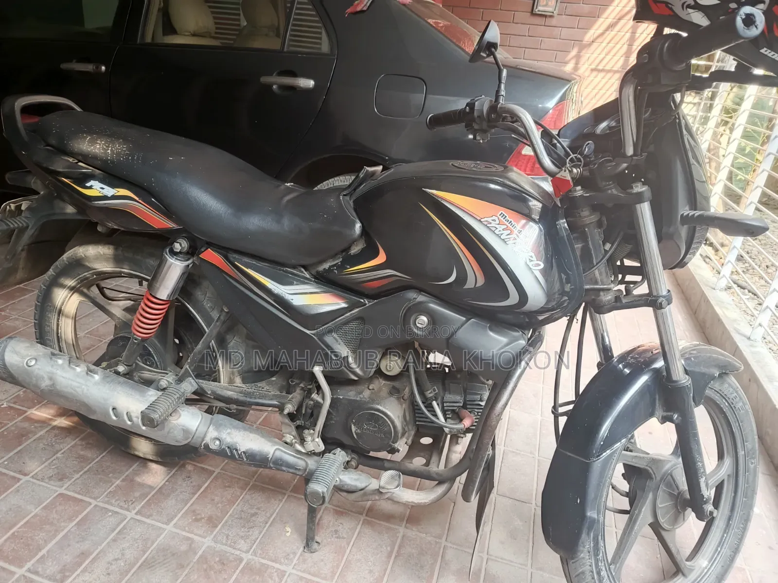 Mahindra Centuro 2013 Black