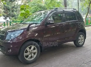 Toyota Rush 1.5 Rear Wheel Drive 2011 Maroon