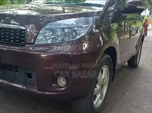 Toyota Rush 1.5 Rear Wheel Drive 2011 Maroon