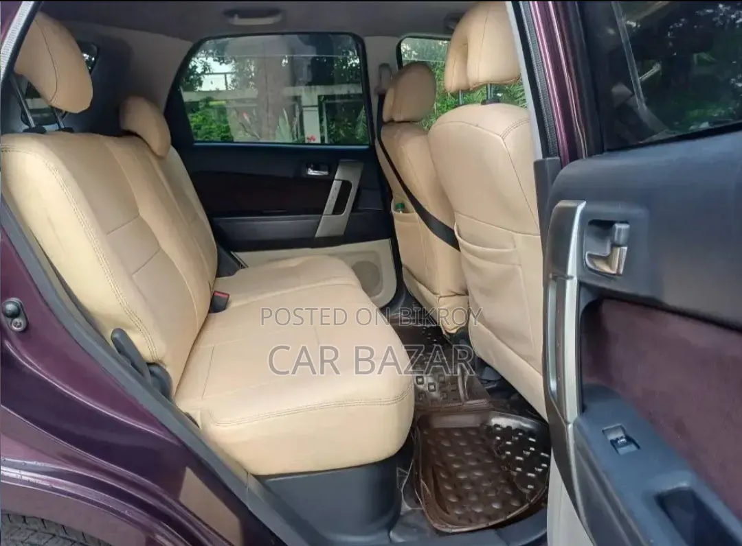 Toyota Rush 1.5 Rear Wheel Drive 2011 Maroon