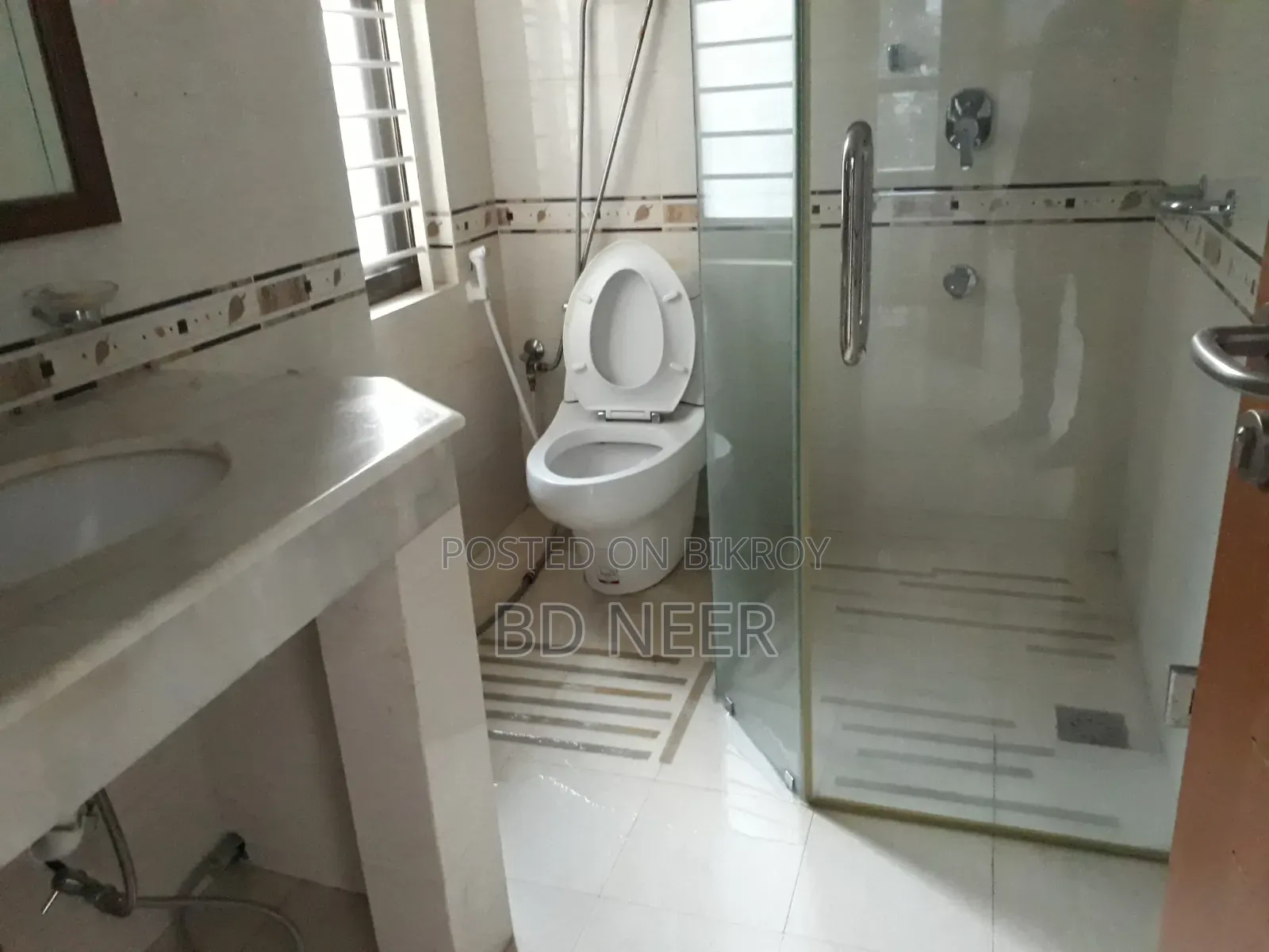 4-Bedroom Apartment in Gulshan for Rent