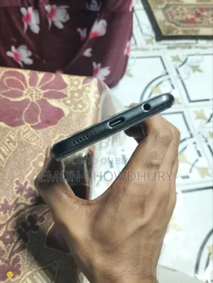 Samsung Galaxy A20 32 GB Black