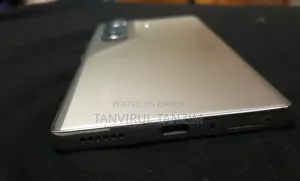 Tecno Camon 40 Pro 4G 256 GB Silver