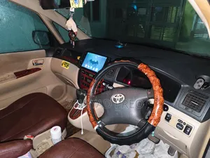 Toyota Corolla Spacio 2001 Gold