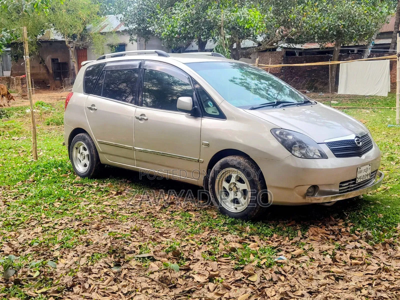 Toyota Corolla Spacio 2001 Gold