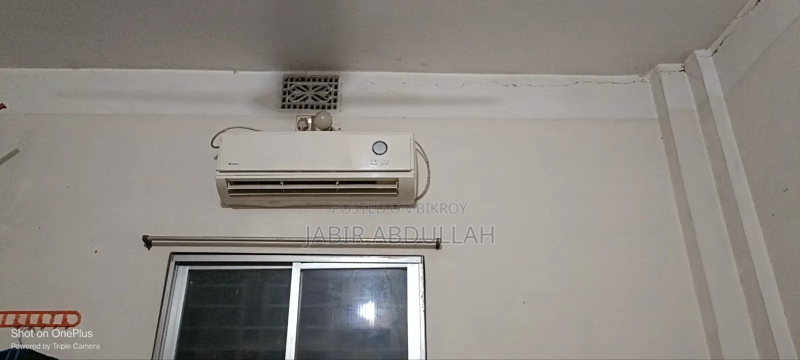 AC is running, includes indoor unit, outdoor unit, display, remote, and pipes