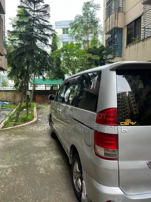 টয়োটা নোয়া ২০০৩ সিলভার