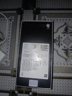 Vivo V25 128 GB