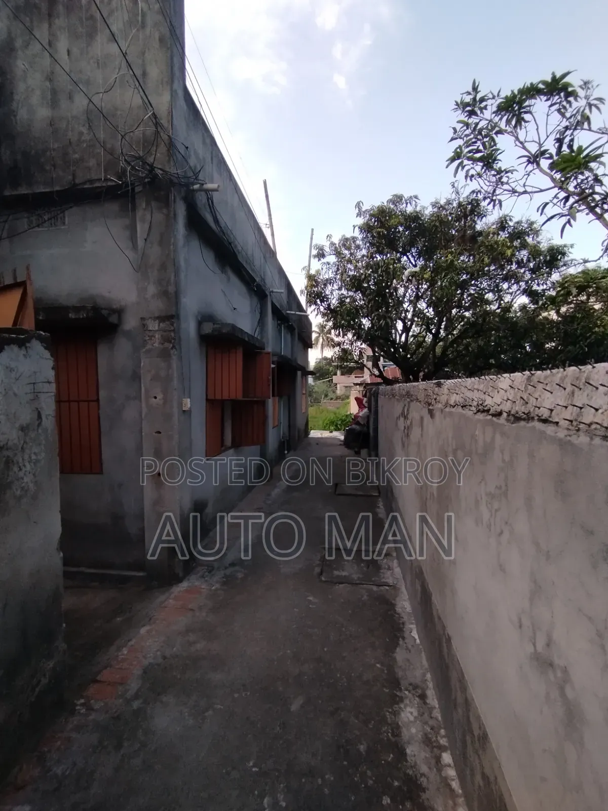 8-Bedroom House in Rajshahi, Boalia for Sale