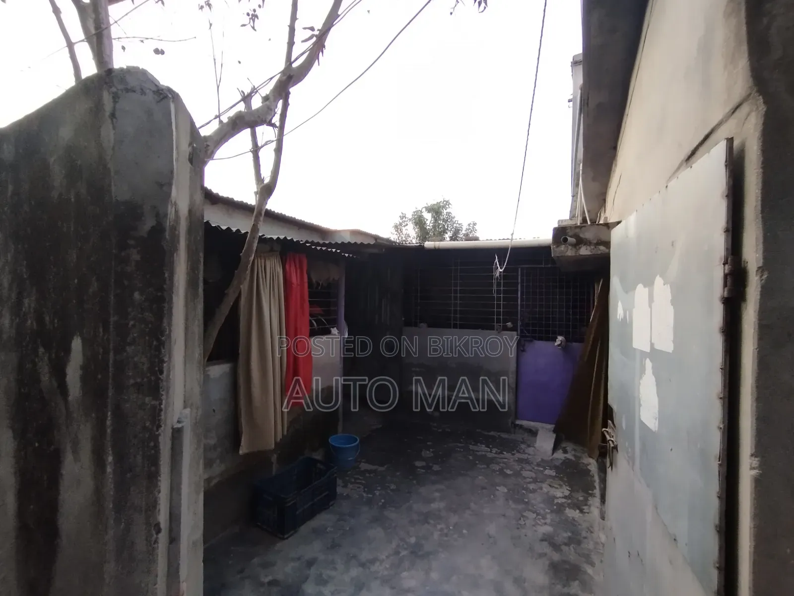 8-Bedroom House in Rajshahi, Boalia for Sale