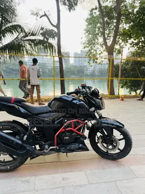 TVS Apache 160 4V 2019 Black