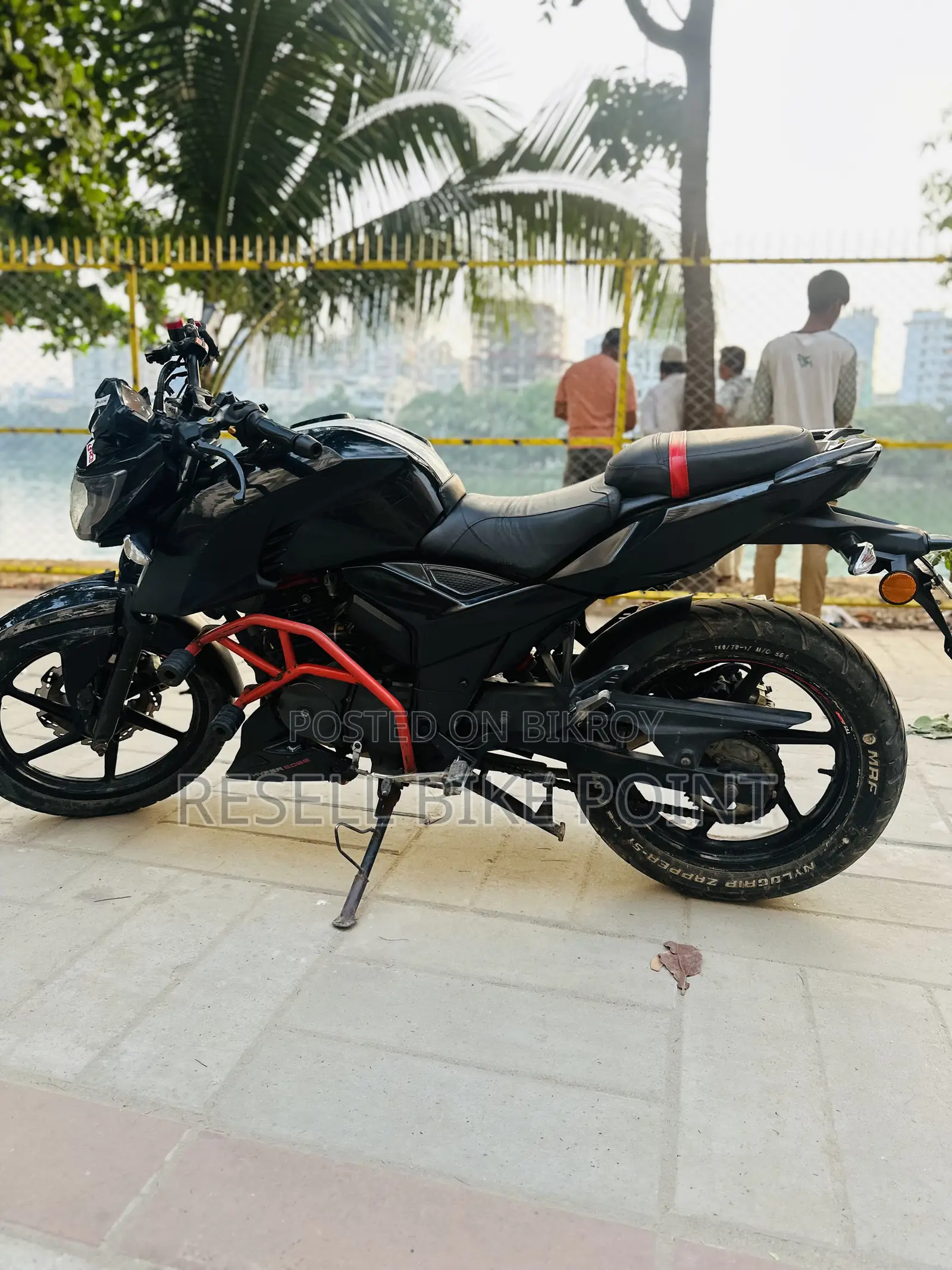 TVS Apache 160 4V 2019 Black