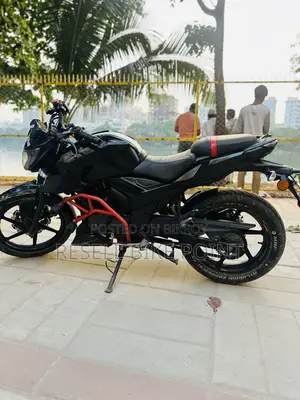 TVS Apache 160 4V 2019 Black