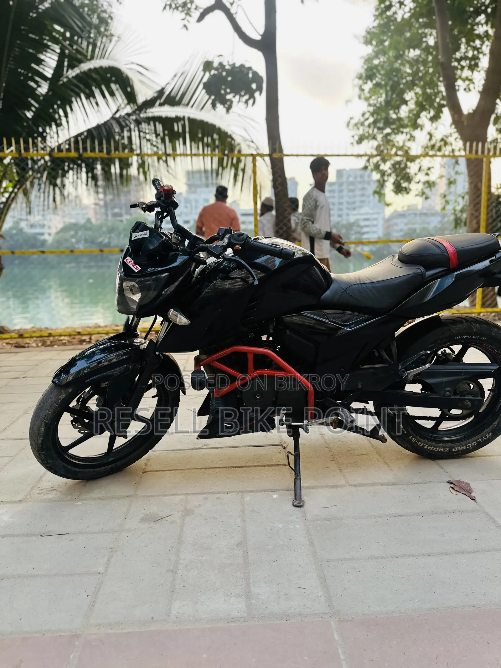TVS Apache 160 4V 2019 Black