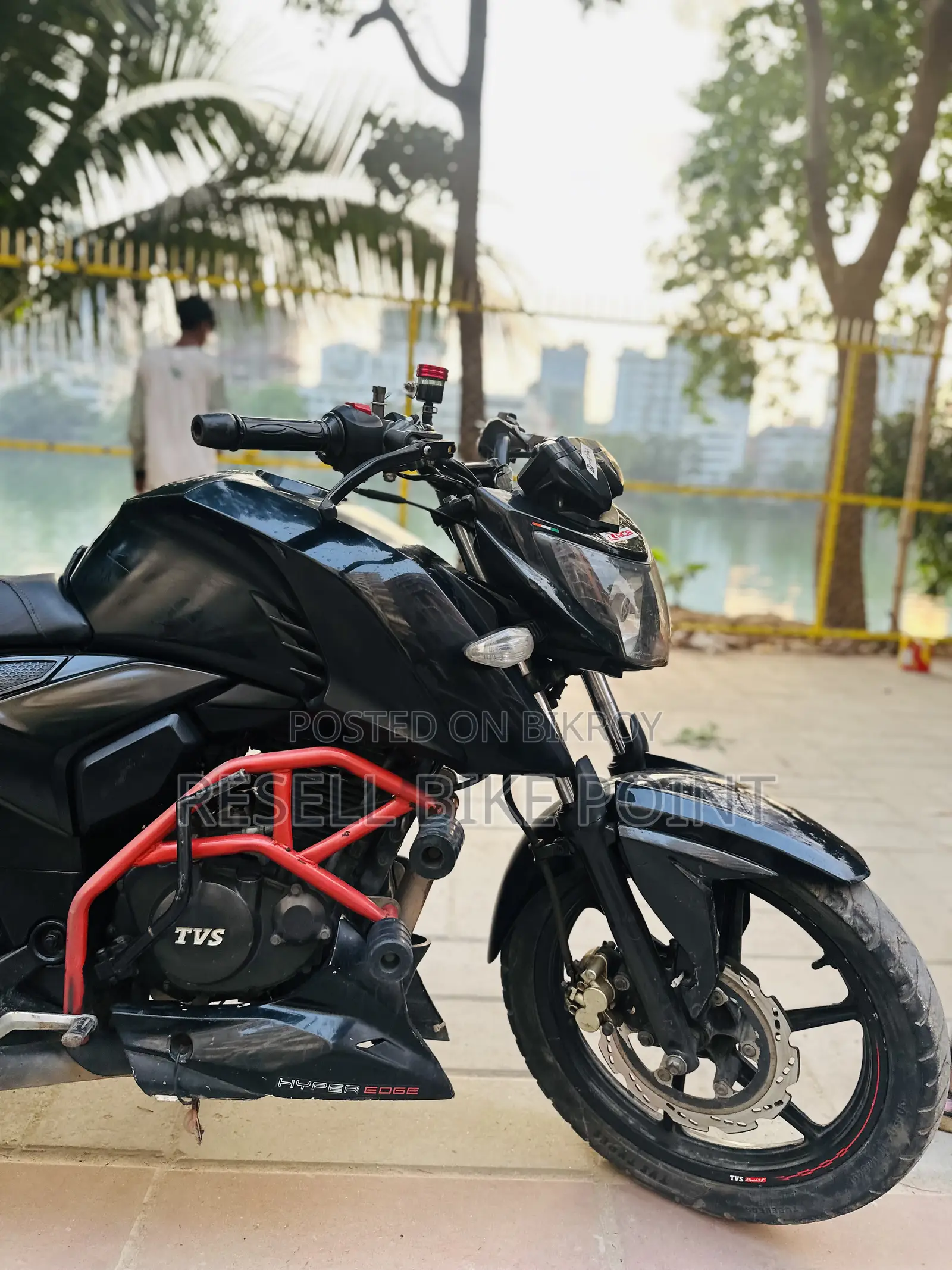 TVS Apache 160 4V 2019 Black