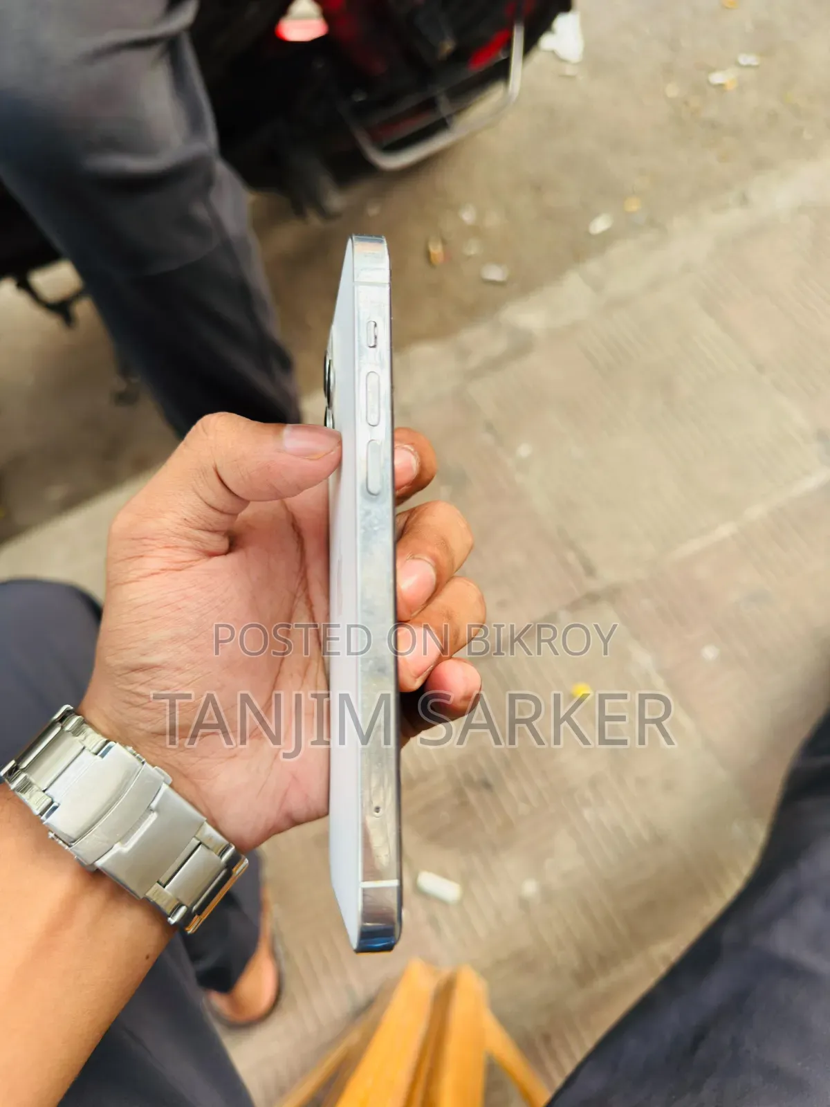 অ্যাপল আইফোন ১২ প্রো ২৫৬ জিবি হোয়াইট