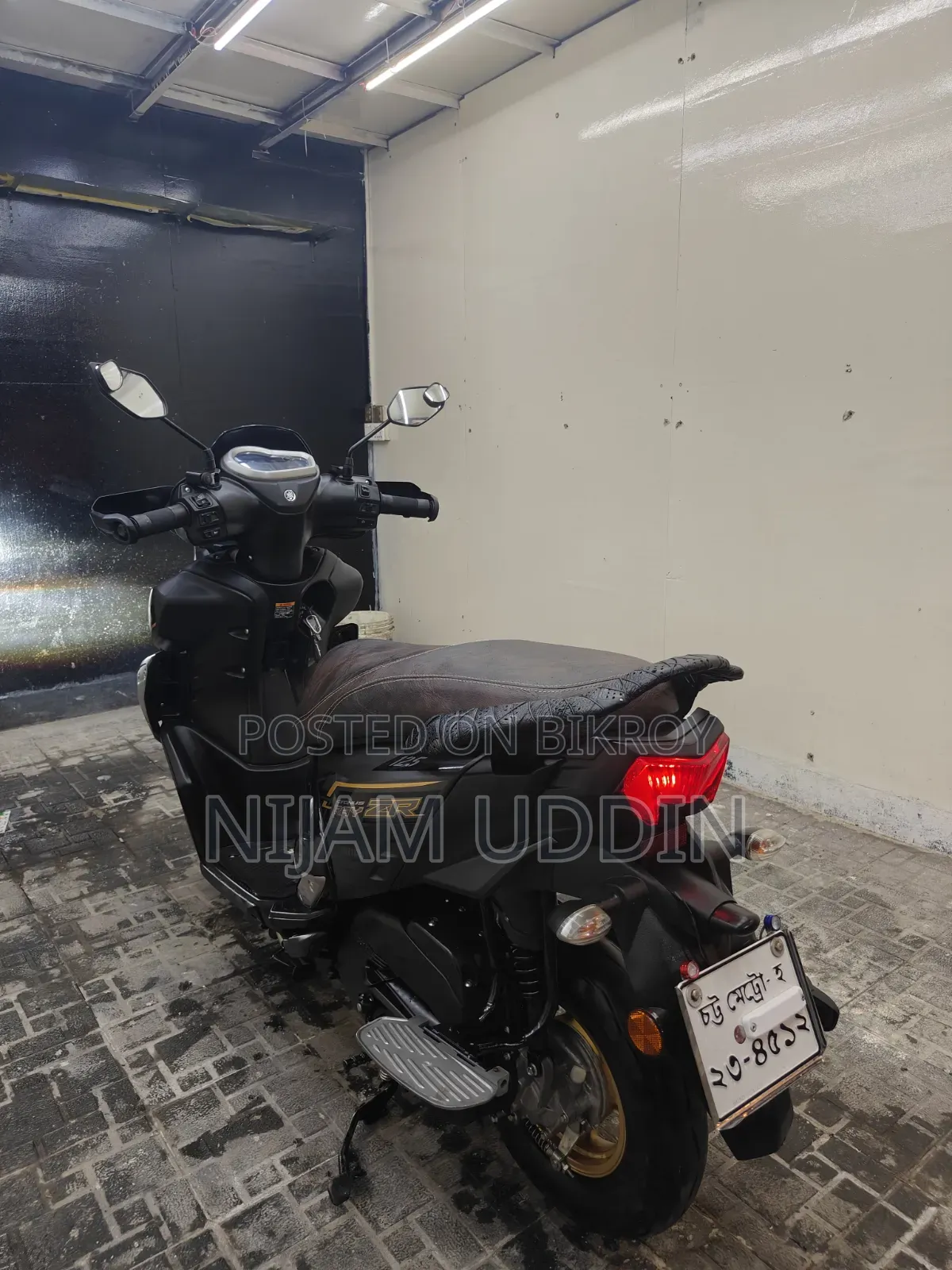 New Yamaha 2025 Black