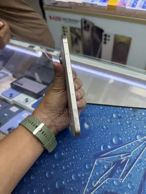 Apple iPhone 15 Pro Max 256 GB White