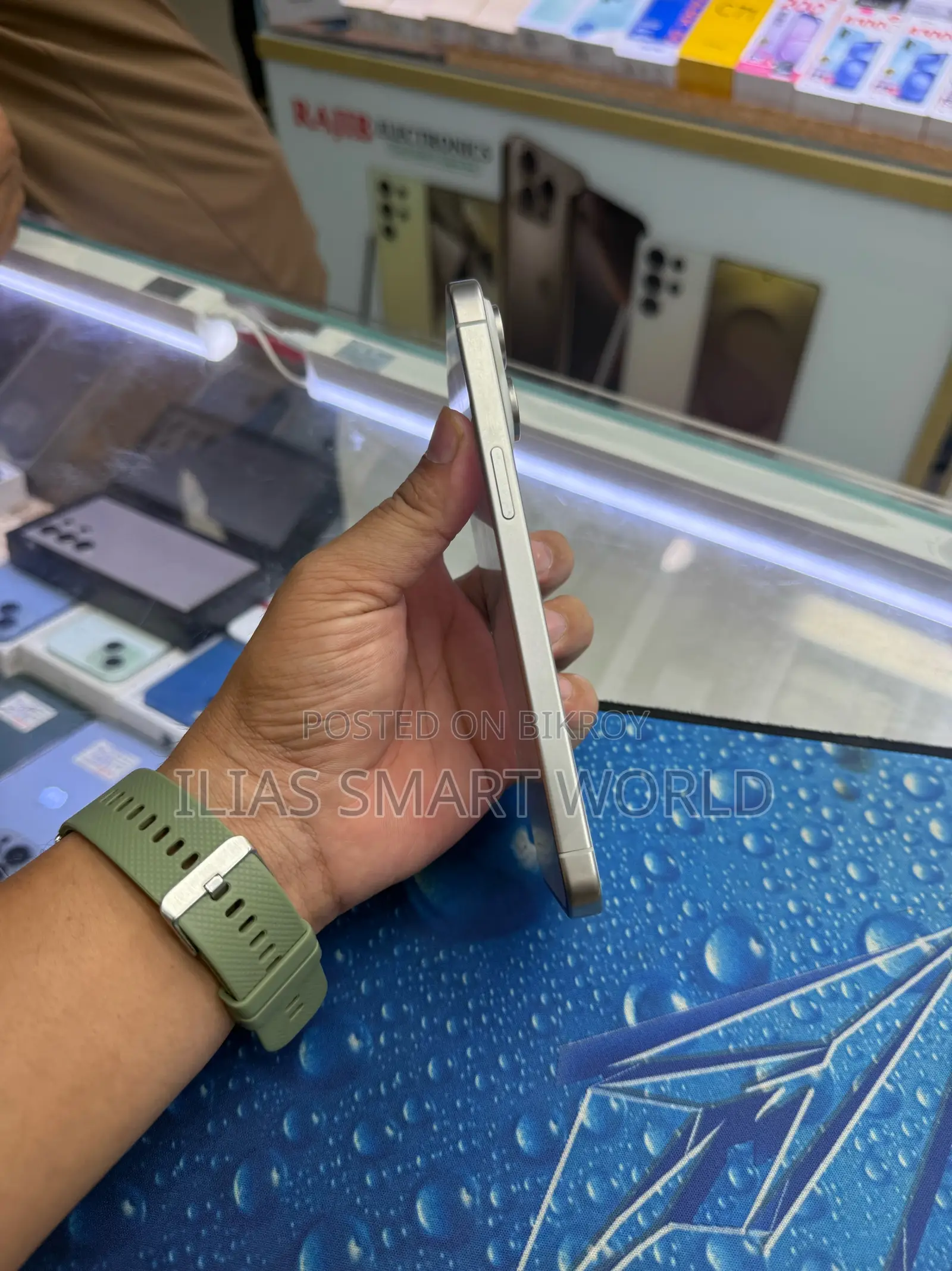 Apple iPhone 15 Pro Max 256 GB White
