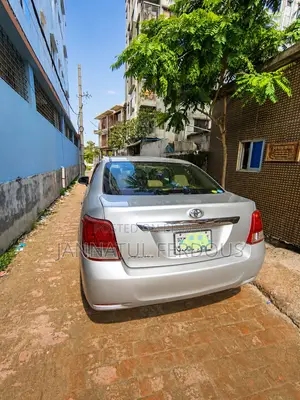 Toyota Axio 2012 Silver