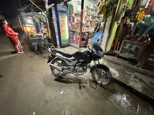 TVS ২০০৬ কালো