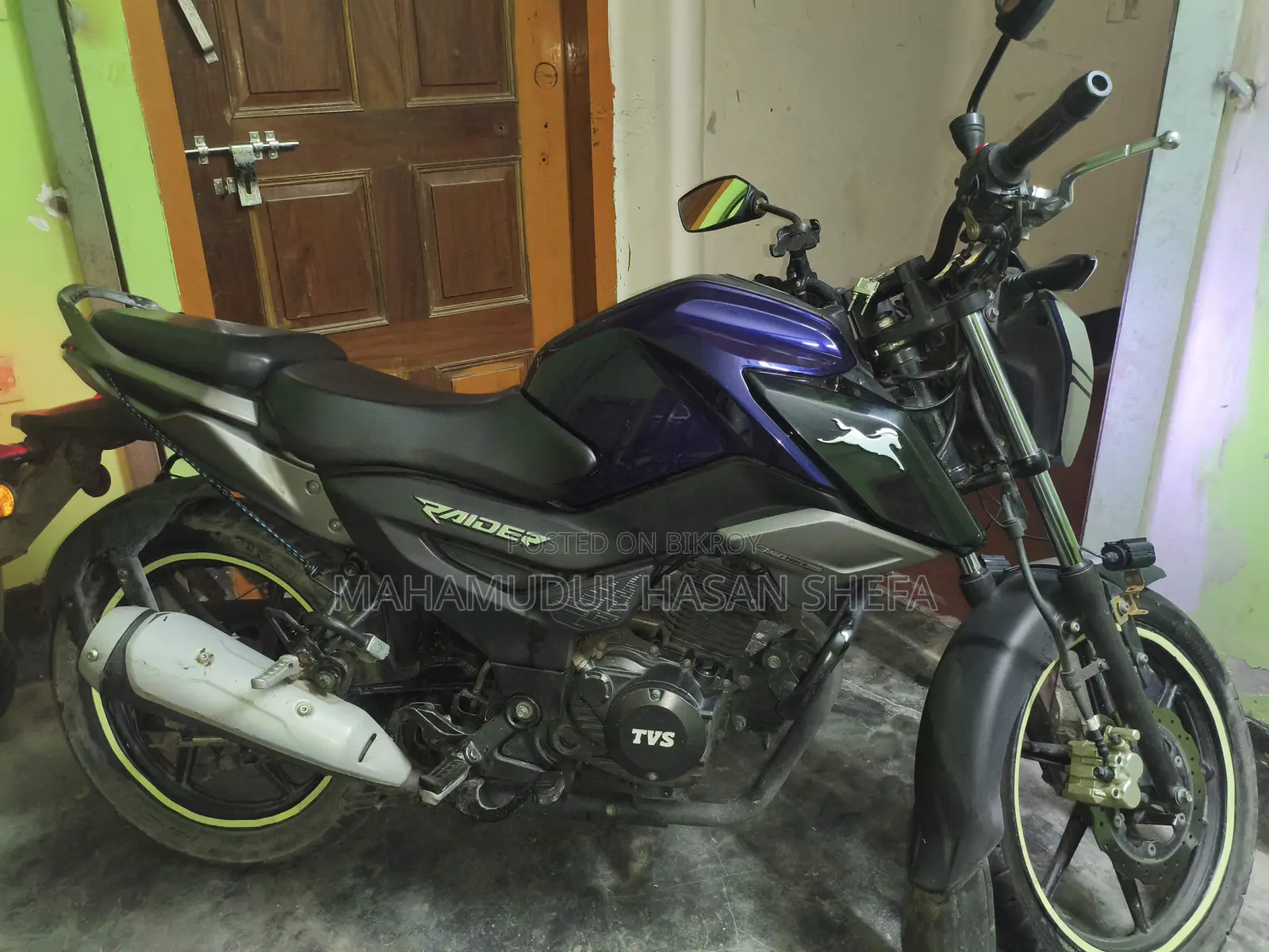 TVS Raider 125 2022 Blue