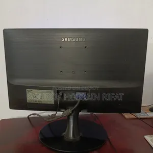 Samsung S19d300 18.5 Inch Wide Screen LED Monitor