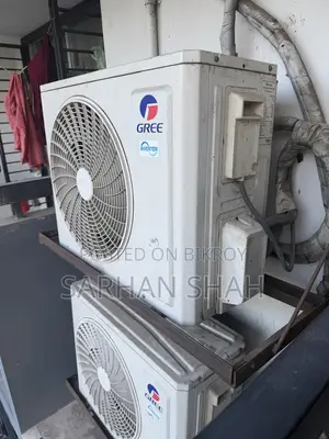 Gree 1 Ton Inverter AC In Brand New Condition