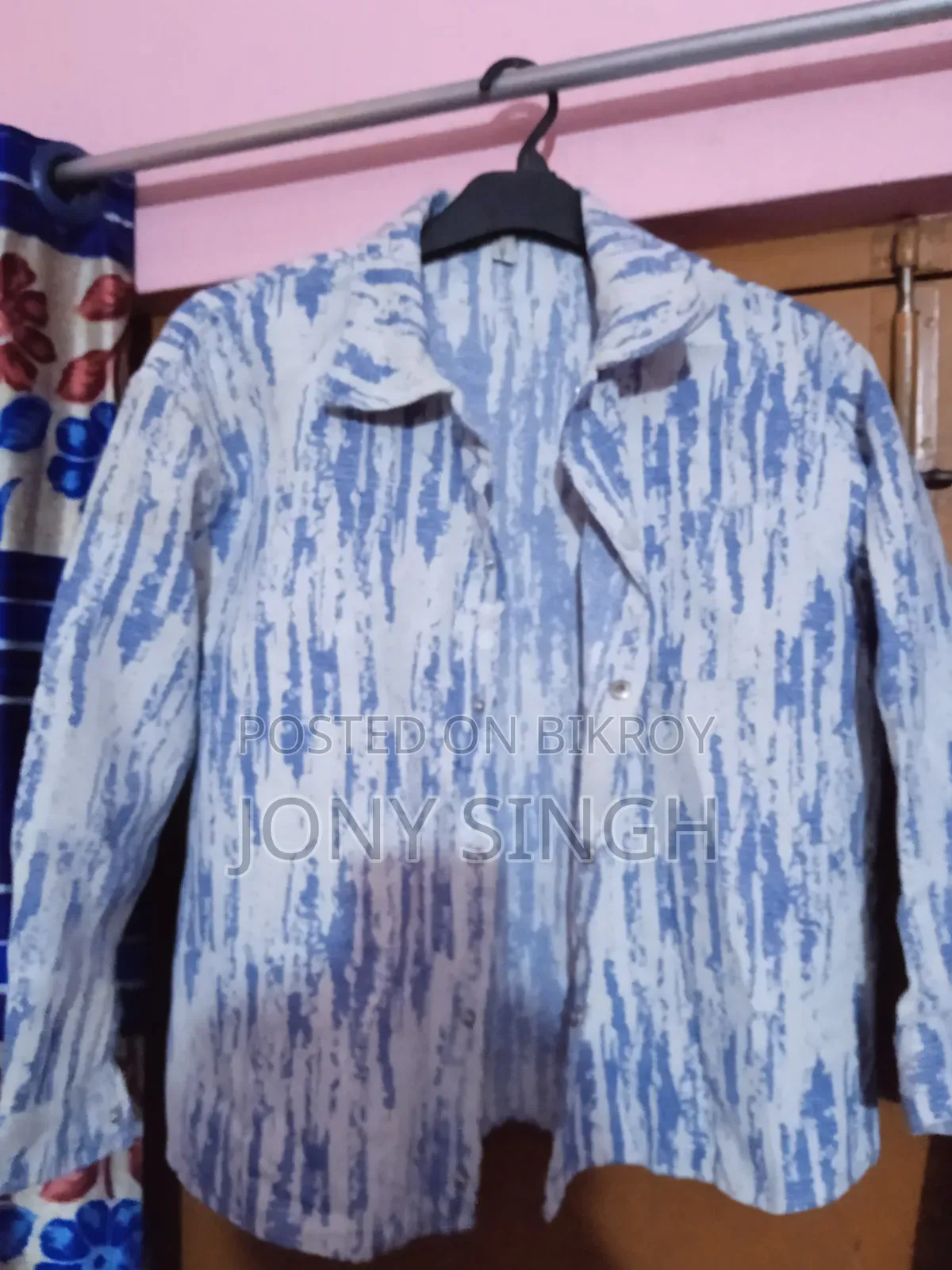 ব্যাণ্ডেট শাট বিক্রি হবে