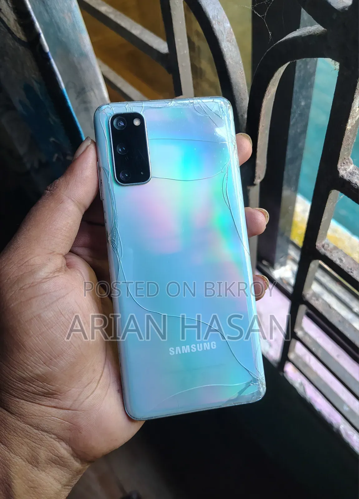 Samsung Galaxy S20 5G UW 128 GB