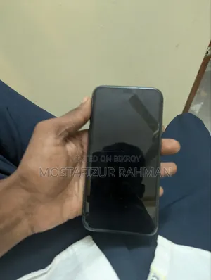Apple iPhone 11 64 GB Black