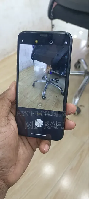 Apple iPhone X 64 GB Black