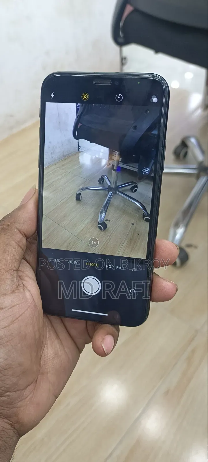 Apple iPhone X 64 GB Black