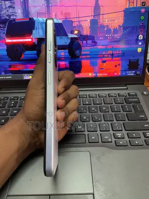 Tecno Spark 20C 128 GB White