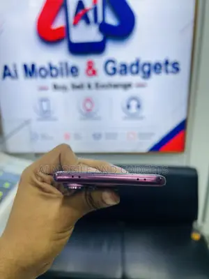 Vivo V60e 128 GB Pink