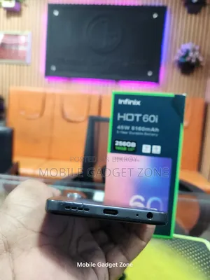 Infinix Hot 60i 256 GB Black
